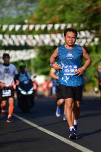 BIB: 45488
                            <button type="button" onclick="openModal(11999037)" class="btn btn-primary btn-sm float-right btn-popup" data-toggle="modal" data-target=".modal-high-quality">
                        <i class="fas fa-shopping-cart"></i> Add to Cart
                    </button>
                                            <button type="button" onclick="isThisMe(11999037, true)" class="btn btn-success btn-sm float-right btn-popup btn-isme hidden" data-toggle="tooltip" data-placement="bottom" title="นี่คือรูปของคุณใช่ไหม คลิกที่นี่เพื่อเอาเข้าอัลบั้ม">
                        <i class="fas fa-plus"></i> Add to album
                    </button>
                    <button type="button" onclick="isThisMe(11999037, false)" class="btn btn-warning btn-sm float-right btn-popup btn-isnotme hidden">
                        <i class="fas fa-ban"></i> Remove from album
                    </button>